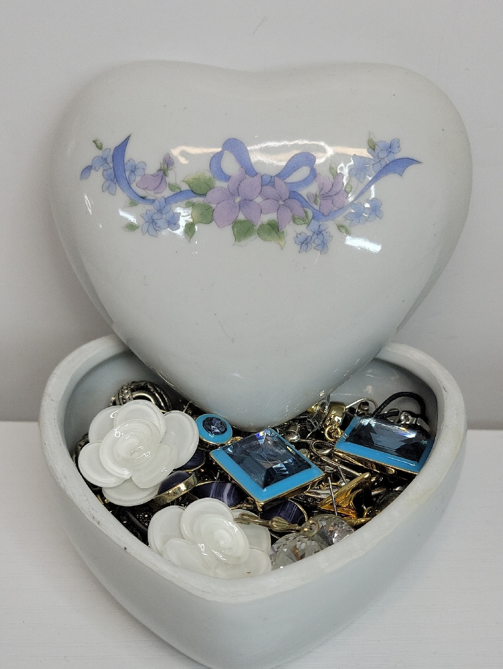 Heart Porcelain Trinket Box with Earrings